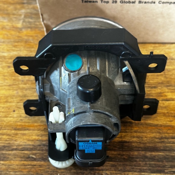 Depo Auto Lamp 320-2019N New in Box - Picture 5 of 8